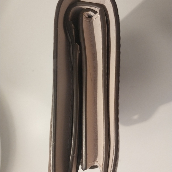 Kate Spade Staci Metallic Phone Wallet - Picture 4 of 13